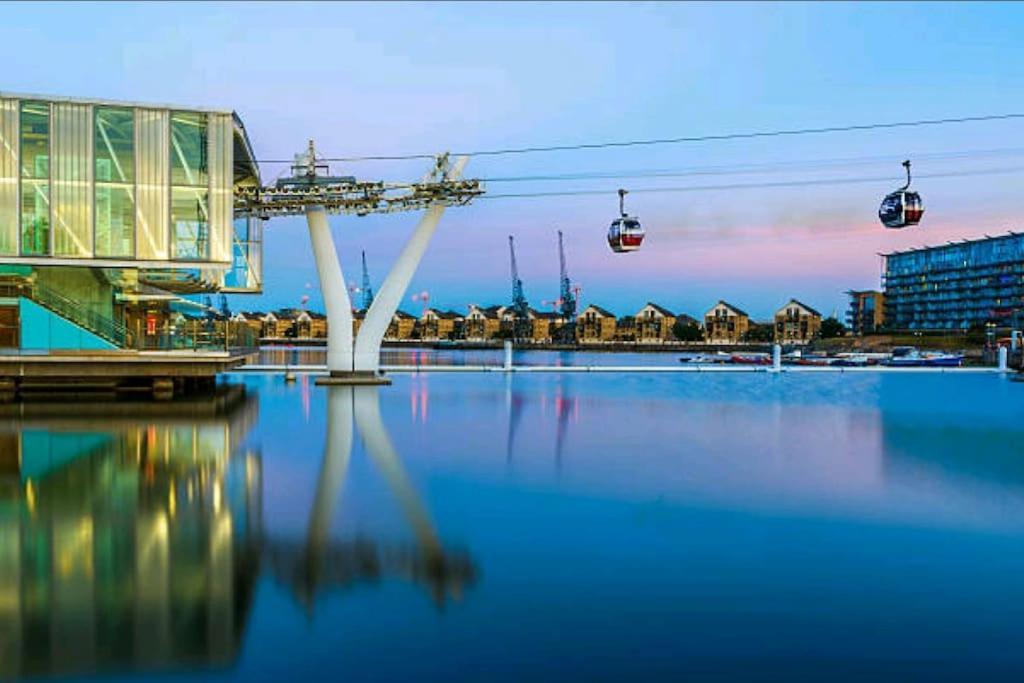 Bright, Nice Interior, Close To The City, 2 Bedroom Apartment ลอนดอน ภายนอก รูปภาพ