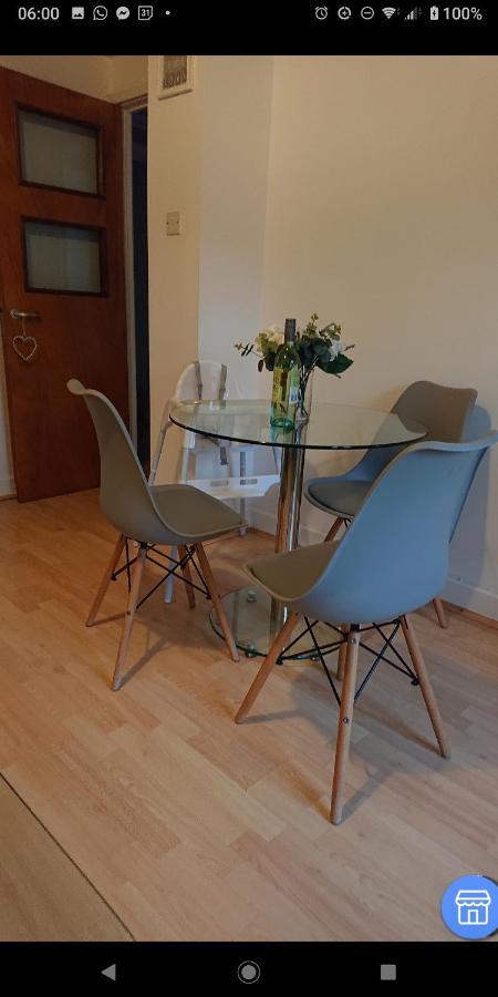 Bright, Nice Interior, Close To The City, 2 Bedroom Apartment ลอนดอน ภายนอก รูปภาพ
